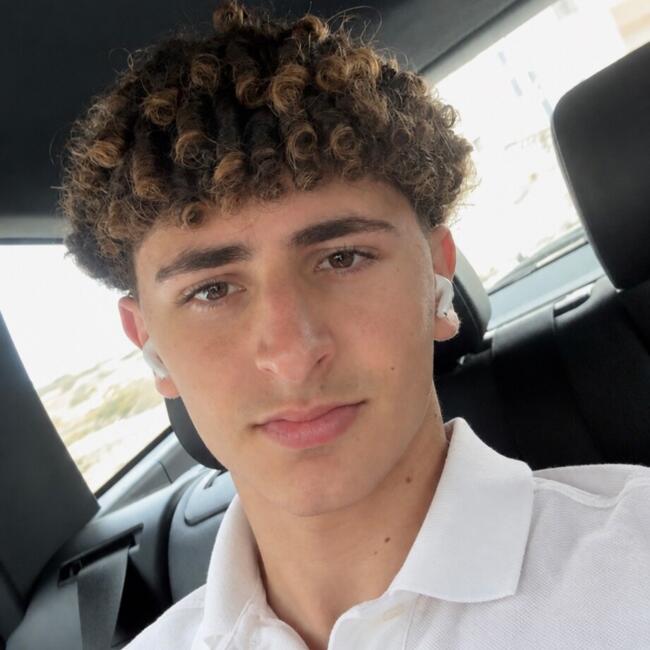 Babysitter in Swieqi: Jake