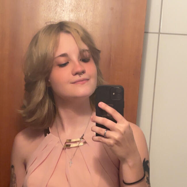 Babysitter in Jaguariúna: Laura