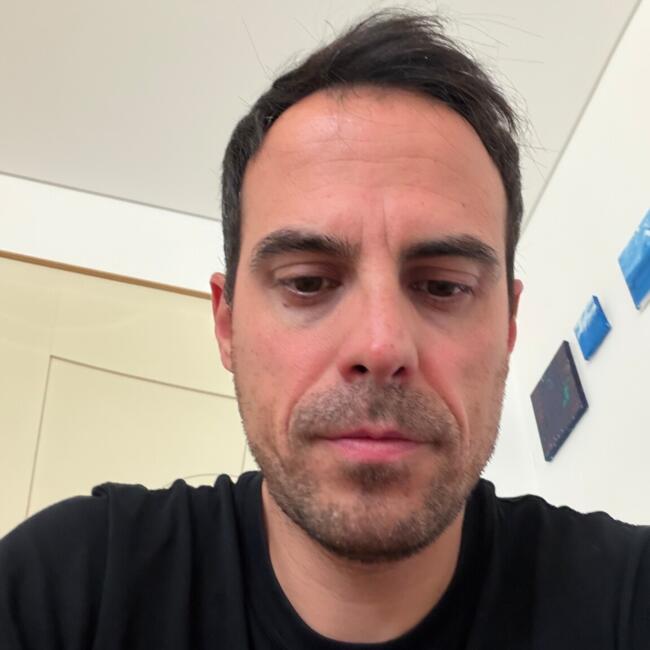 Babysitting job in Lisbon: Pedro