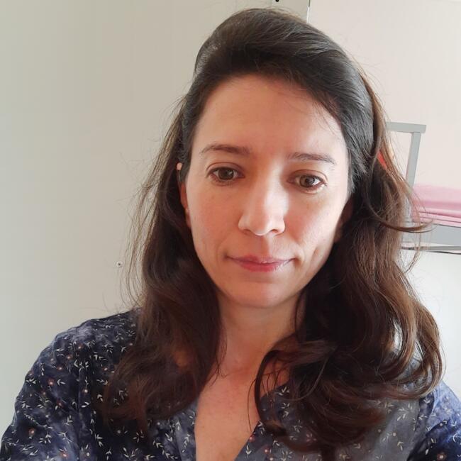 Babysitter in Ponta Grossa: Jessima