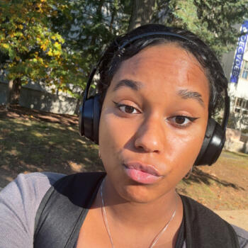 Babysitter in Washington D.C.: Victoria