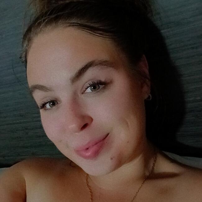 Babysitting job in Maple Heights: Anna