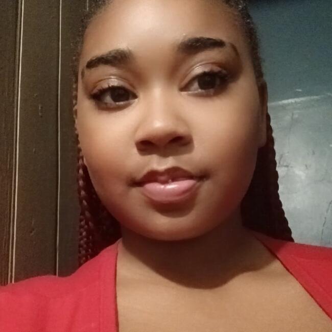 Babysitter in Hartford: Chalea