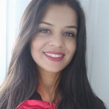 Babysitter in Louveira: Ana