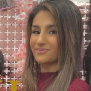 Babysitter Bolton: Laiba