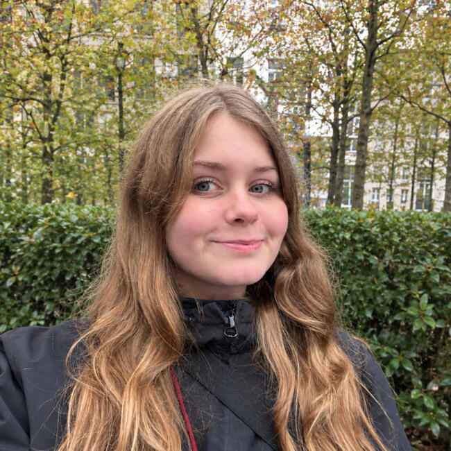 Babysitter in Ixelles-Elsene: Léane