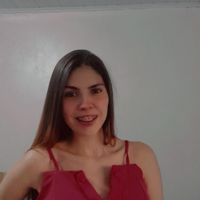 Babá em Caxias do Sul: Ana Cláudia