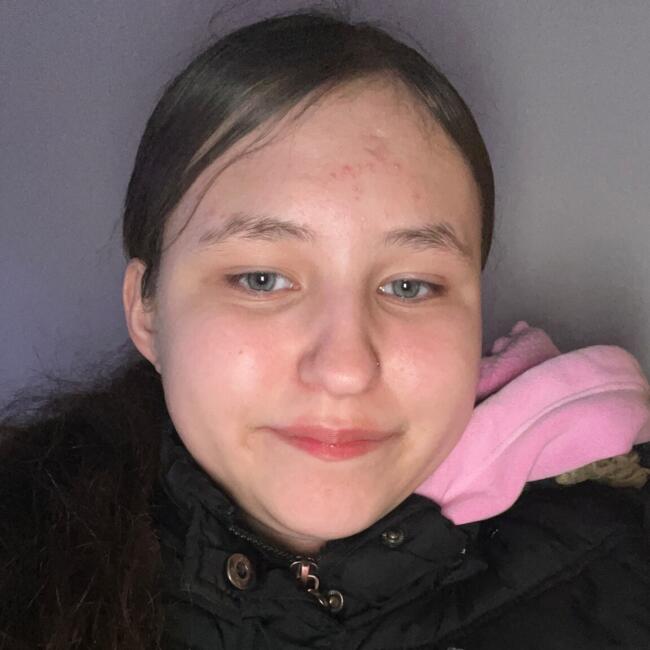 Babysitter in Sauk Village: Anna