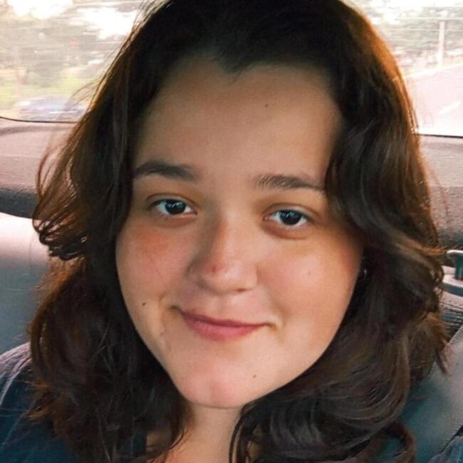 Babysitter in Campo Grande: Bruna Denir
