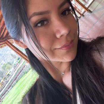 Babysitter in Melbourne: Melany