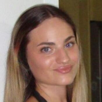 Babysitter in Corella: Elvira