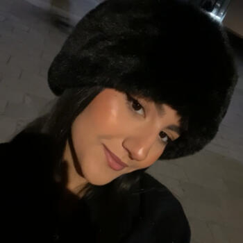 Babysitter in Toulouse: Inès