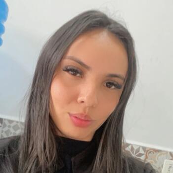 Babá em Votorantim: Jaqueline