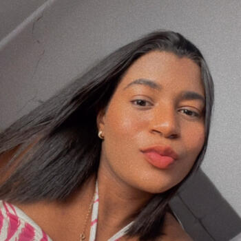 Babysitter in Ibirité: Ana luiza