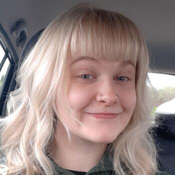 Babysitter in Chippenham: Megan