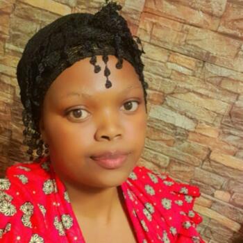 Nanny in Ulundi: Zandile