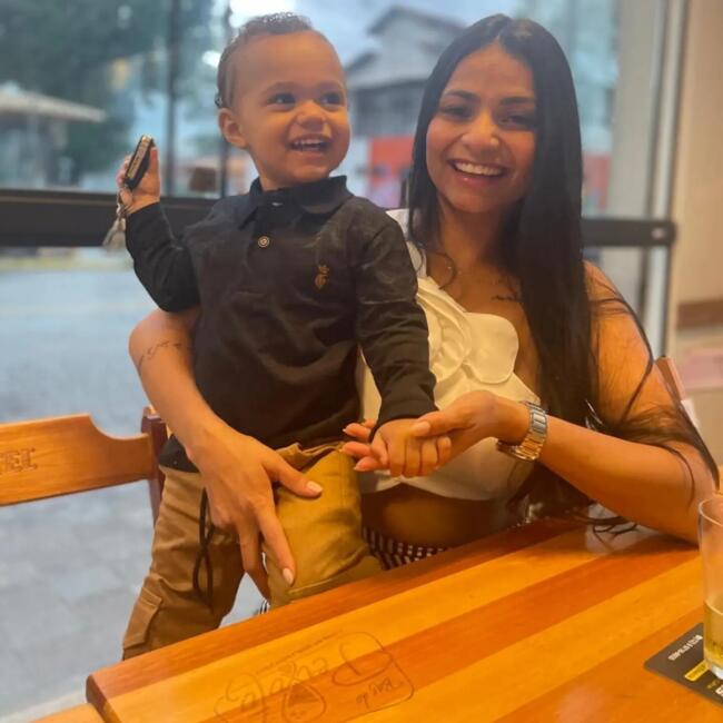 Babysitting job in Jacareí: Leticia