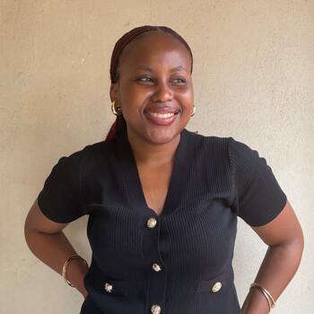 Babysitter in Newlands West: Nomaswazi