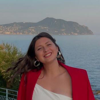 Babysitter a Genova: Giulia