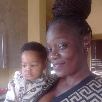 Babysitter in Lawley: Sharon kulani