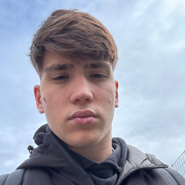 Babysitter in Prato: Alessandro