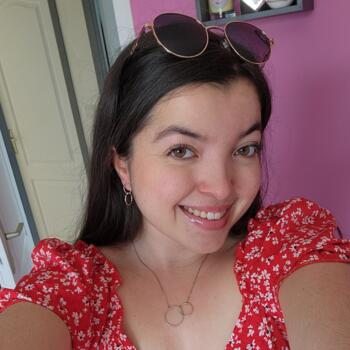 Babysitter in Ardentes: Clara