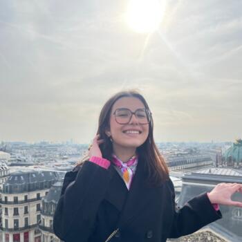 Babysitter in Mantes-la-Jolie: Ines