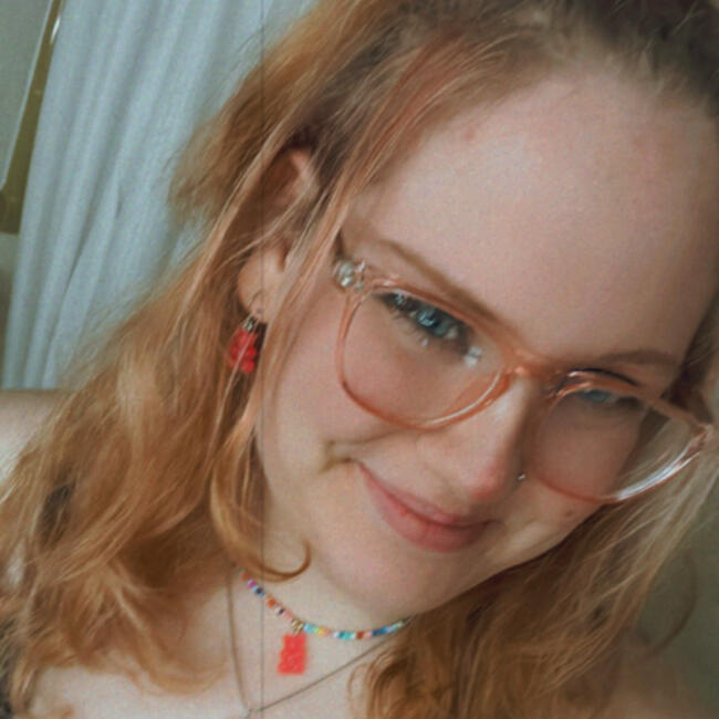 Babysitter in Belleview (Florida): Kira