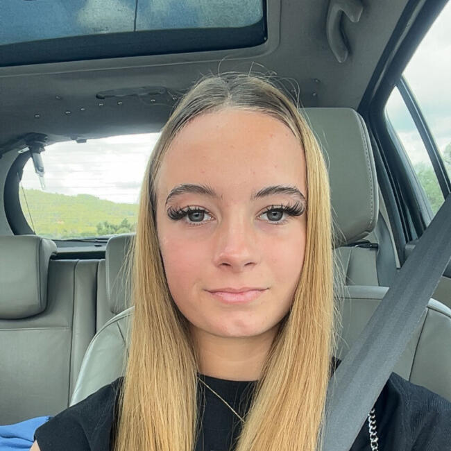 Babysitter in Draguignan: Amandine