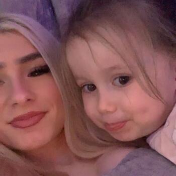 Babysitter in Enniscorthy: Carly