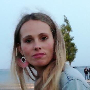 Babysitter Cascais: Maria