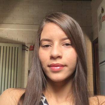 Babysitter in Unaí: Maria Eduarda