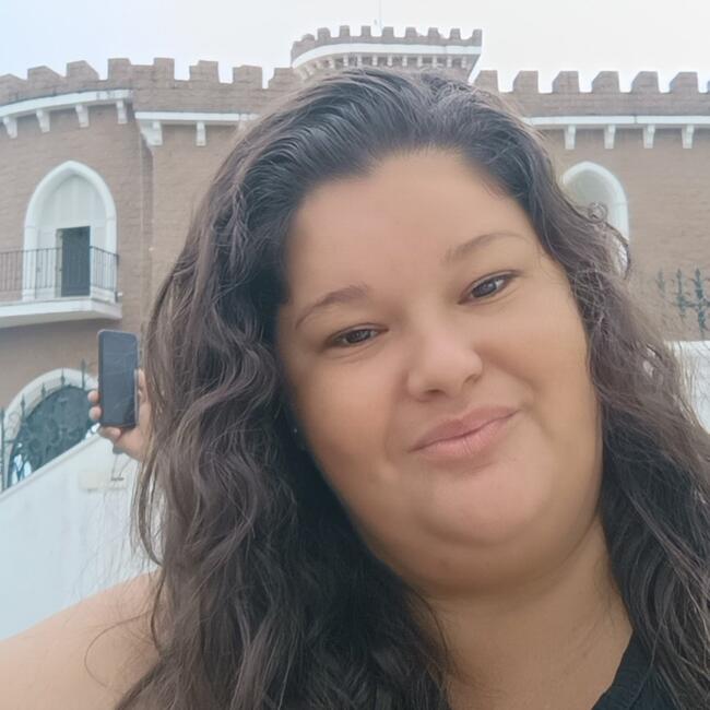 Babysitter in Ubatuba: Stephany