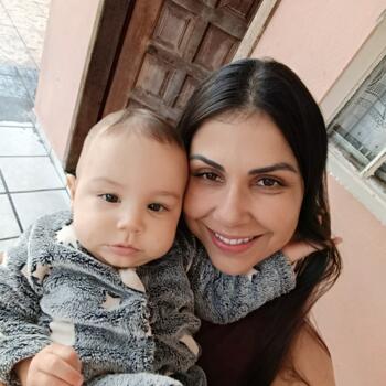 Emprego de babá em Palhoça: emprego de babá Tamires