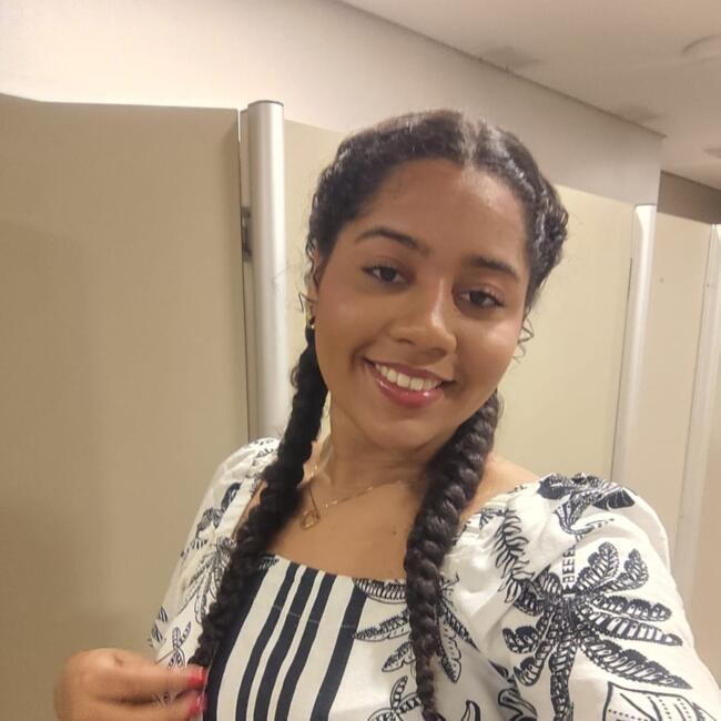 Babysitter in Várzea Grande: Núbia