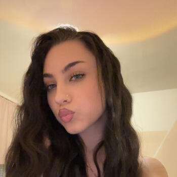 Babysitter Beveren: Rachel