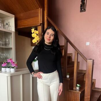Babysitter in Oeiras: Lavinia