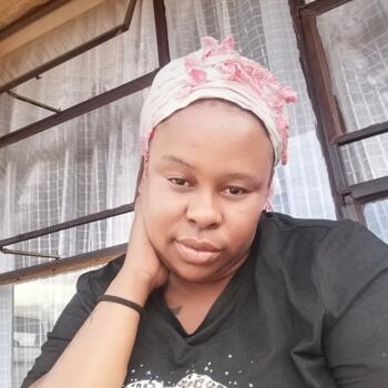 Babysitter Lenasia: Morongwe