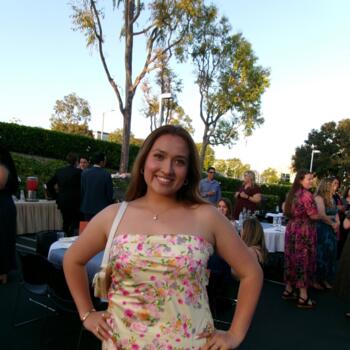 Babysitter in Corona: Mariah