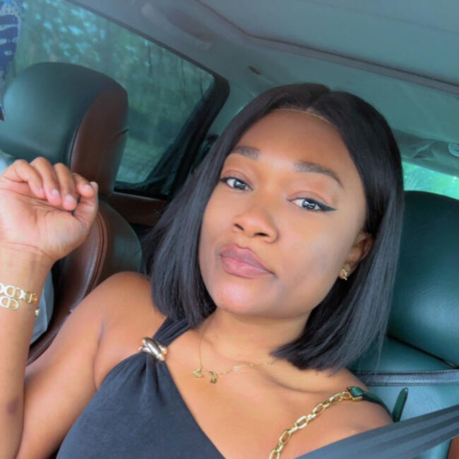 Babysitjob in Charleroi: Corine