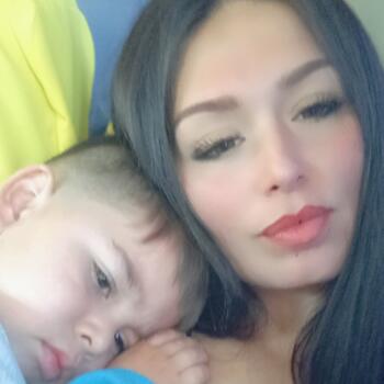 Niñera Linares: Jesenia