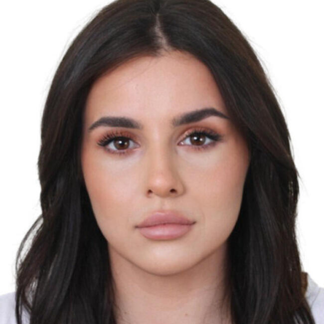 Babysitter in London: Ines