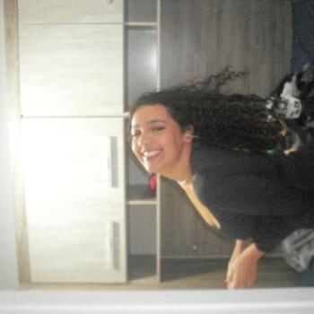 Babysitter in Louveira: Isabela