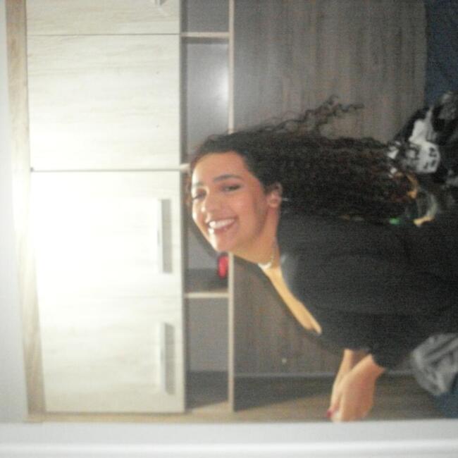 Babysitter in Louveira: Isabela