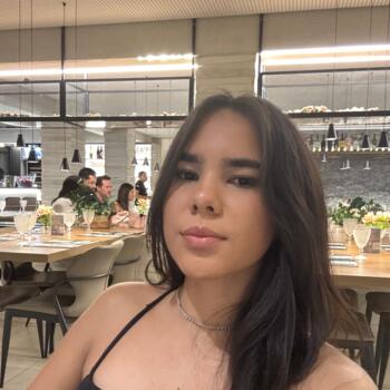 Babá em Goiânia: Julya