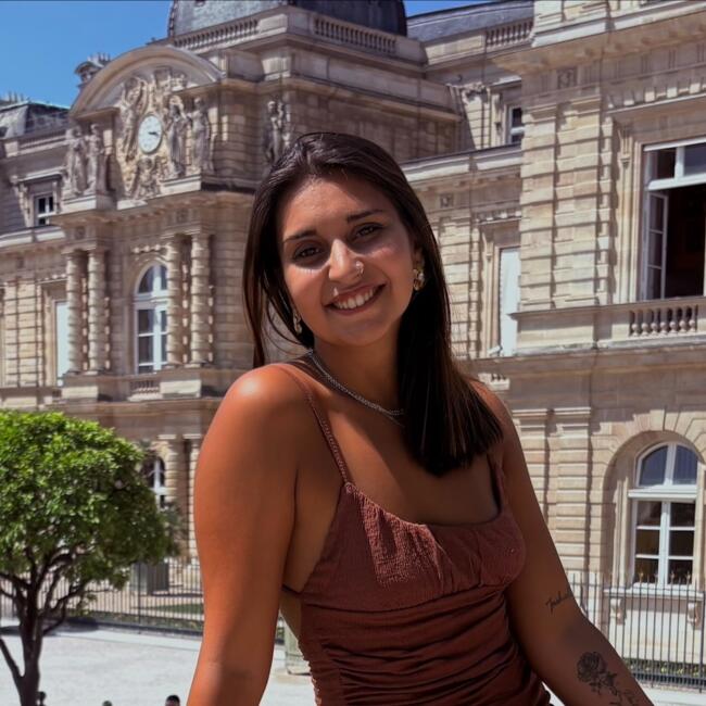 Babysitter em Lisboa: Bruna