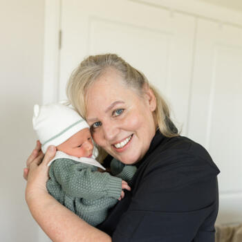 Babysitter in Curitiba: ARNI Zenaide Ickert