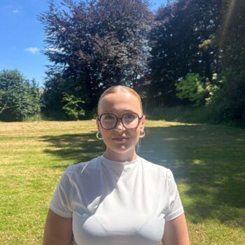 Babysitter in Tubize: Romane