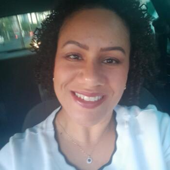 Babá em Piracicaba: Fernanda