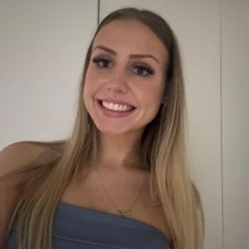 Babysitter in Canberra: Jasmine